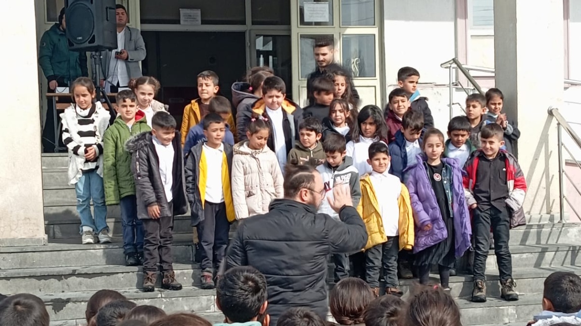 Okulumuzda 12 Mart 1921 İstiklal Marşının Kabulü ve Mehmet Akif Ersoy'u Anma Programı Düzenlendi
